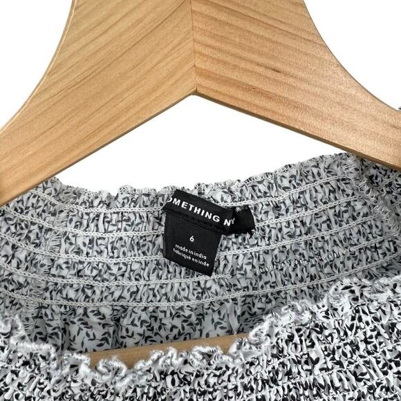 Something Navy Leaf-print Ruffle Sleeve Smocked A-line Dress Sz 4 Cotton - Picture 4 of 4